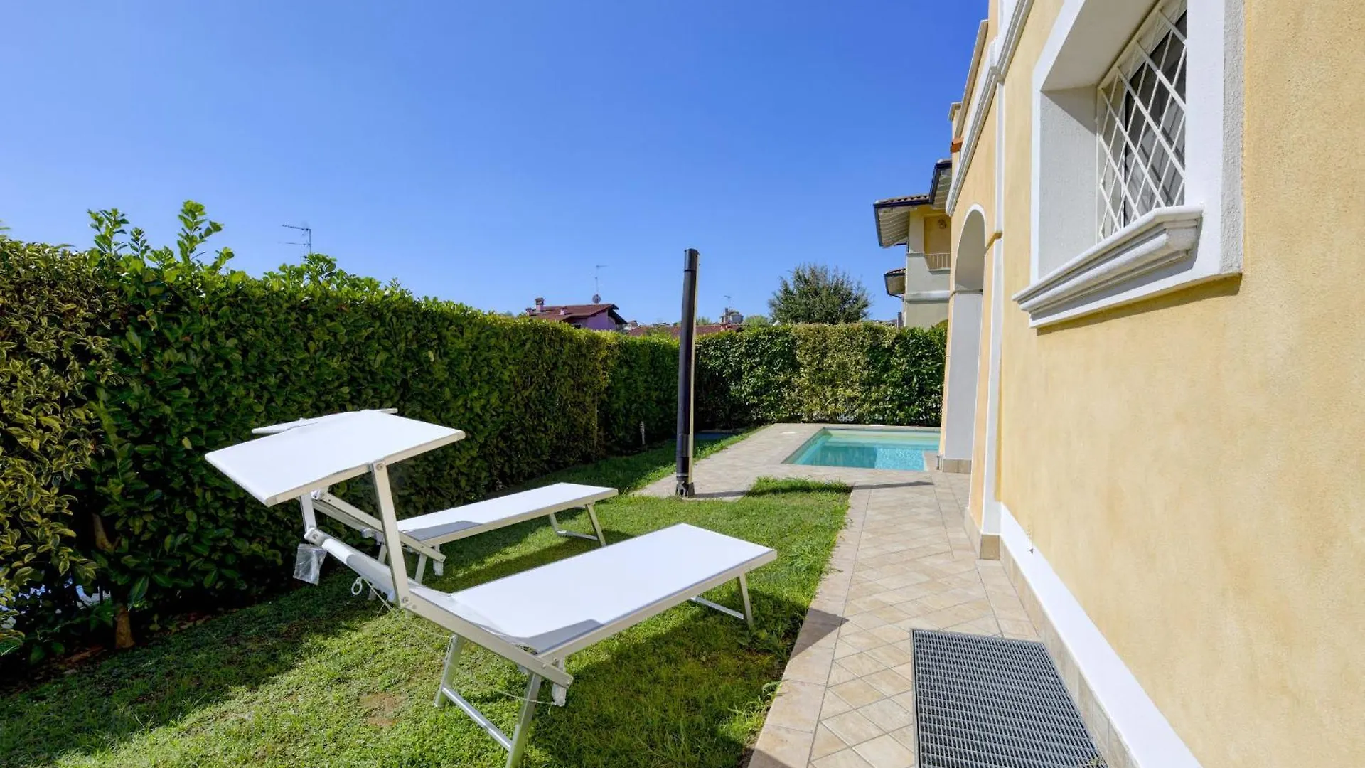 Villa Iris Manerba del Garda