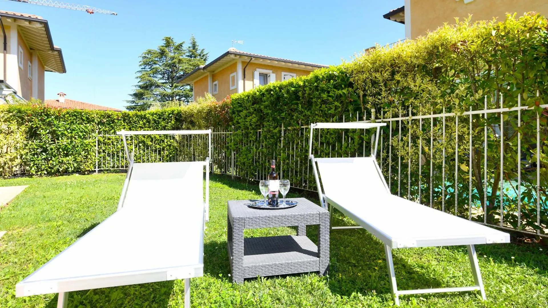 Villa Iris Manerba del Garda 0*,  Italien